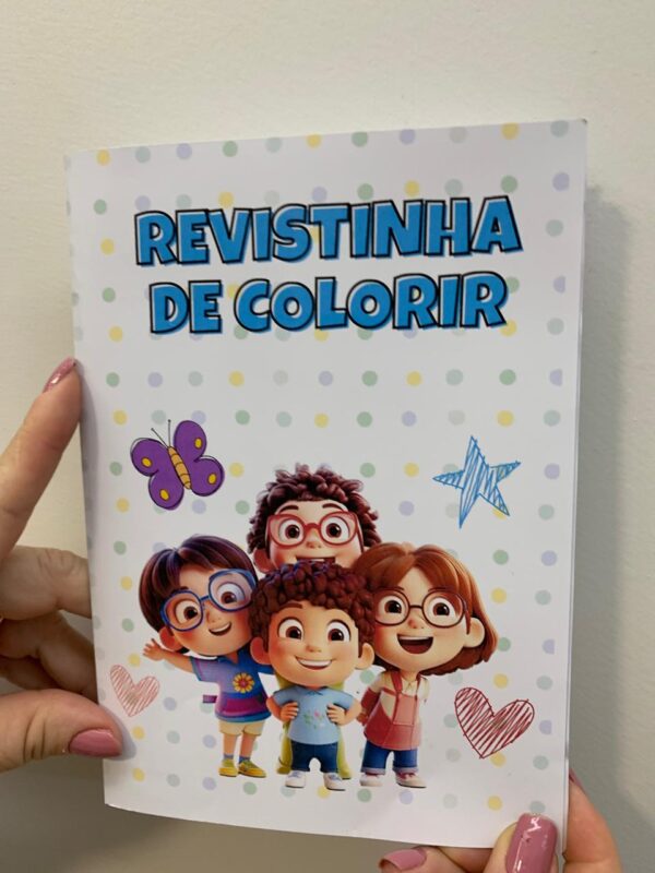 Revistinha de colorir, pôster para fotos e caixinha para bombons