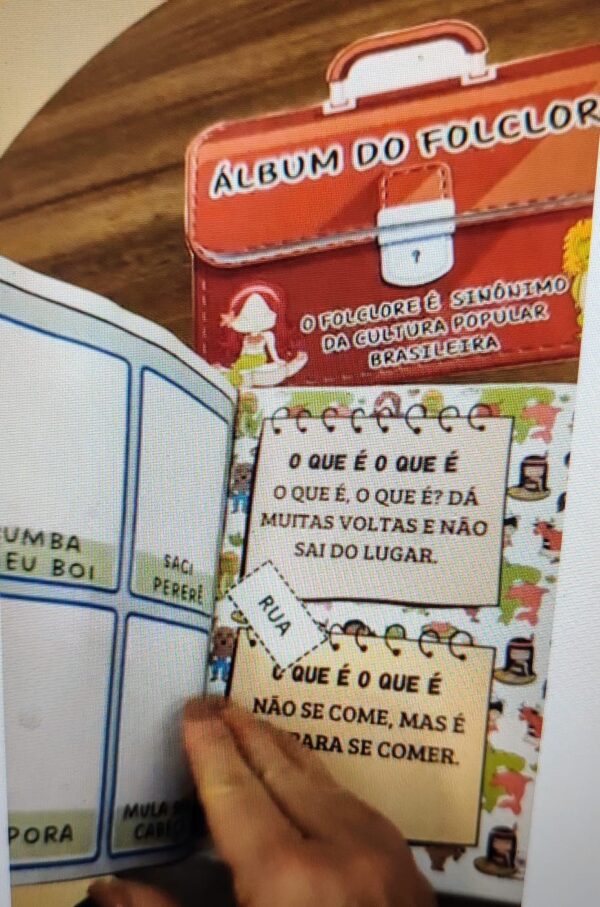 Álbum de Figurinha do Folclore - Image 3